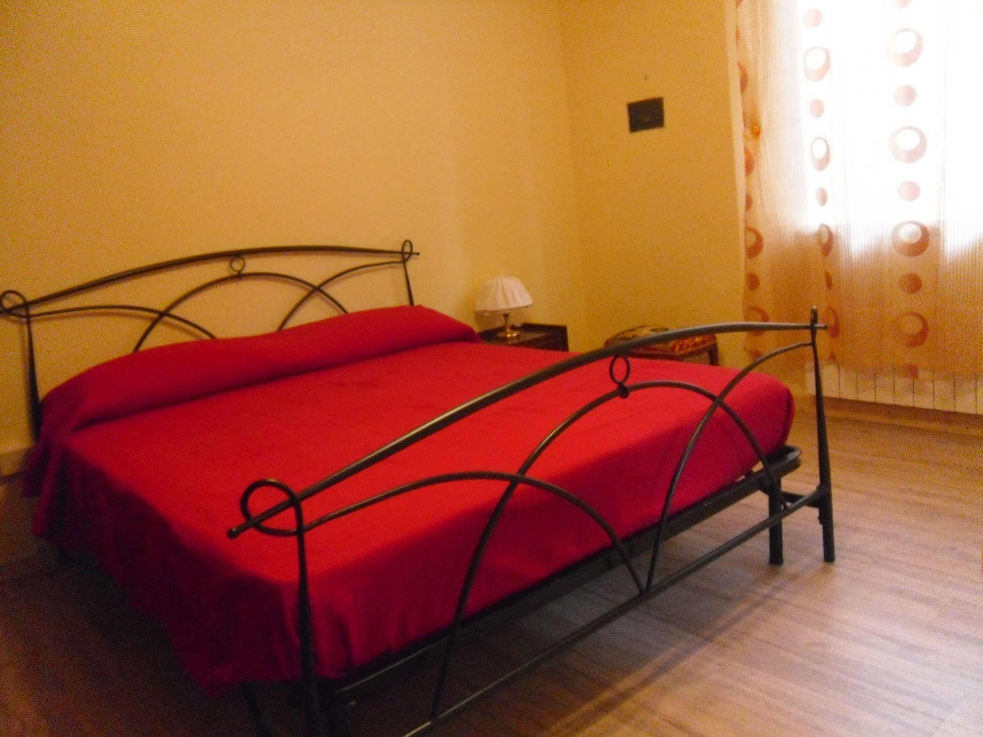 Il Giardino Nel Parco R&B Hotell Bologna Eksteriør bilde