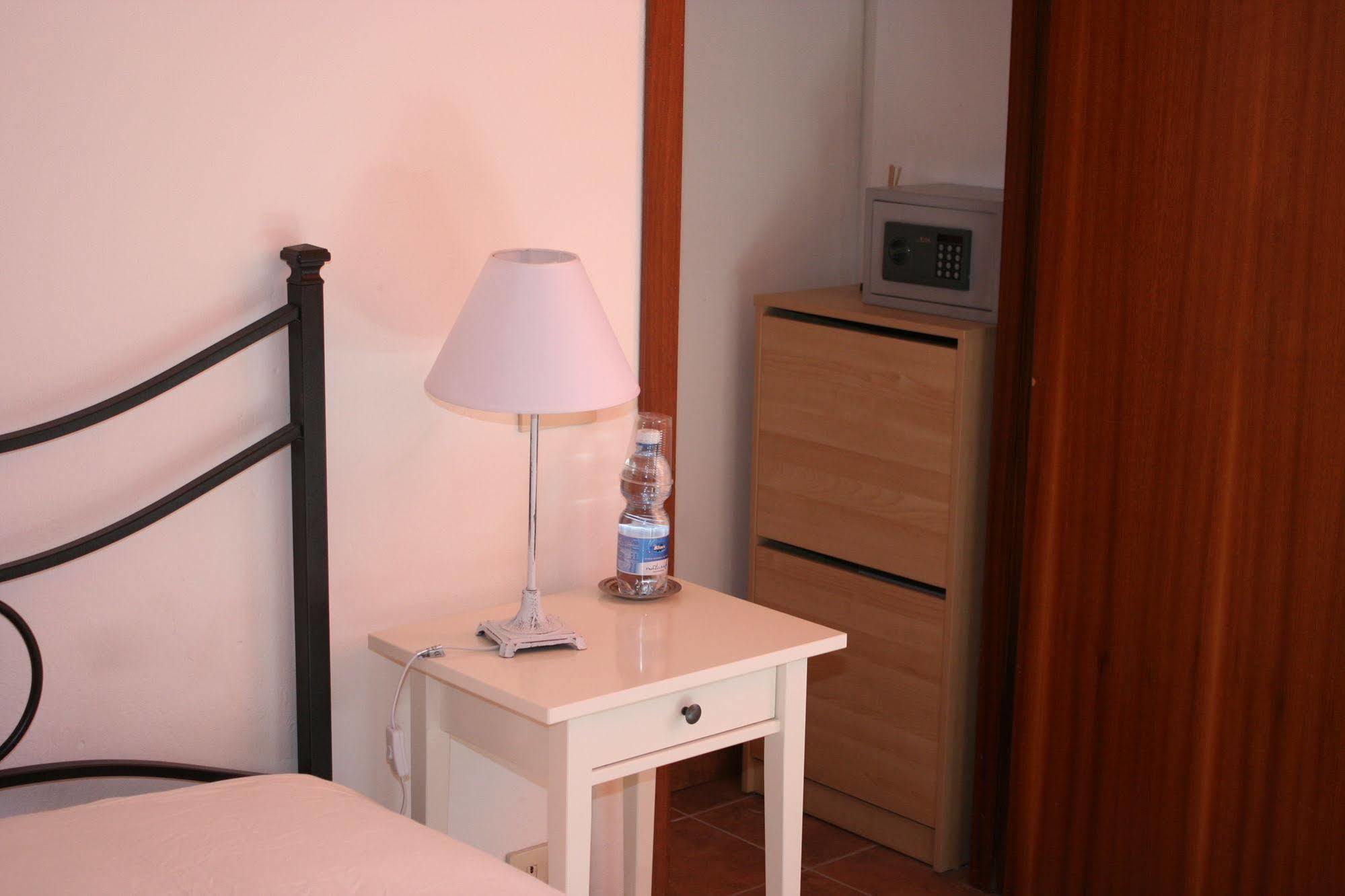Il Giardino Nel Parco R&B Hotell Bologna Eksteriør bilde